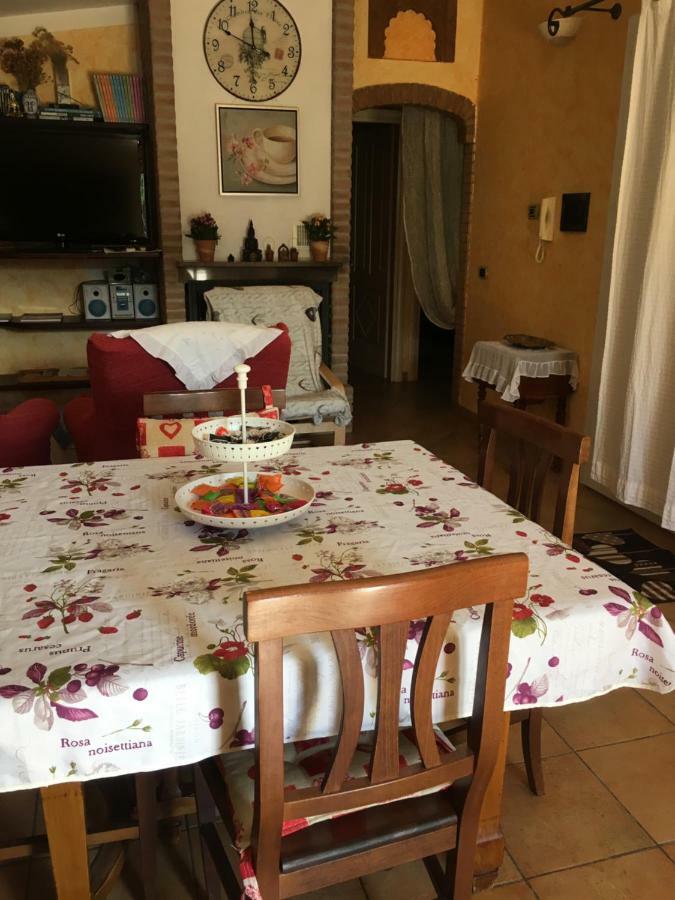 Casa Vacanze SantʼAntìoco מראה חיצוני תמונה
