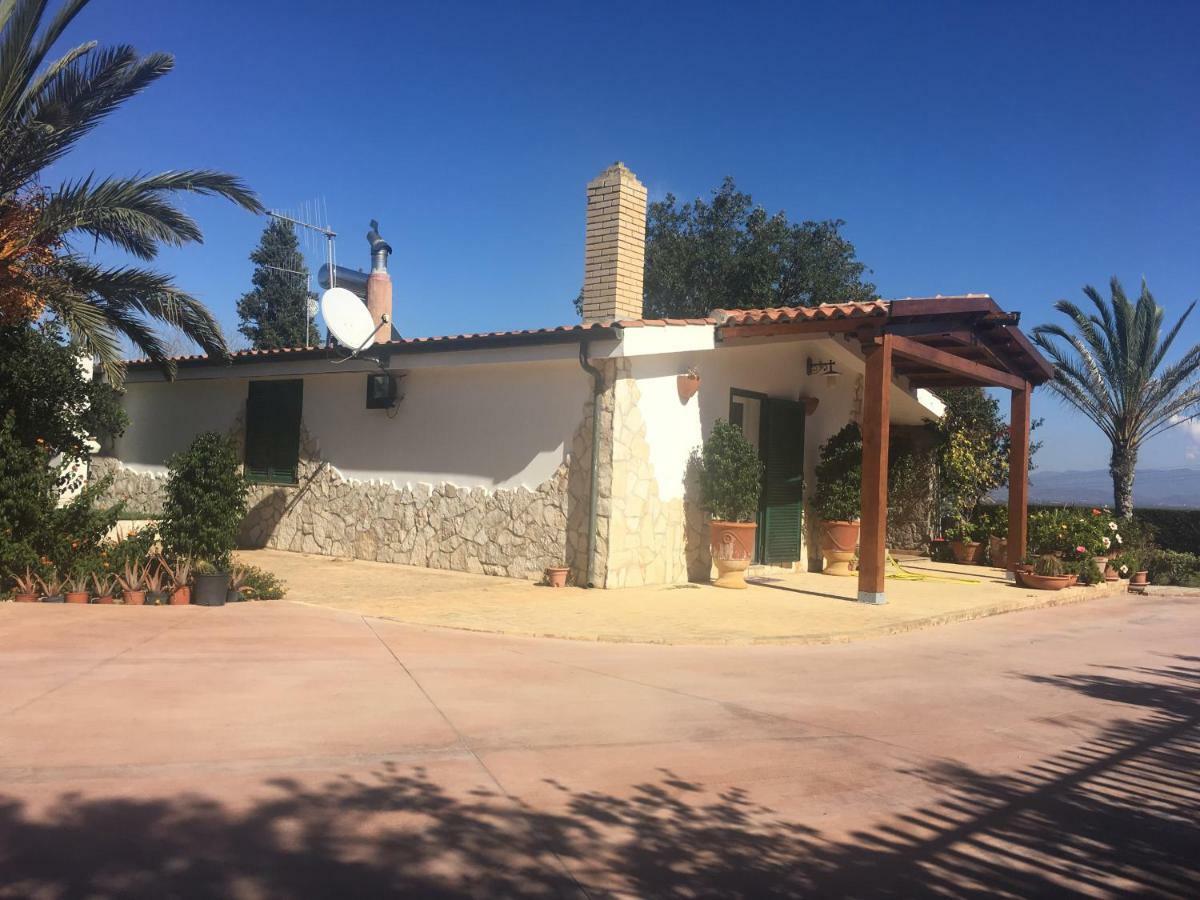 Casa Vacanze SantʼAntìoco מראה חיצוני תמונה